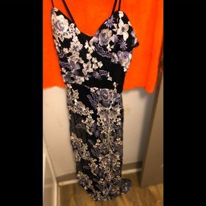 Long black and white dress